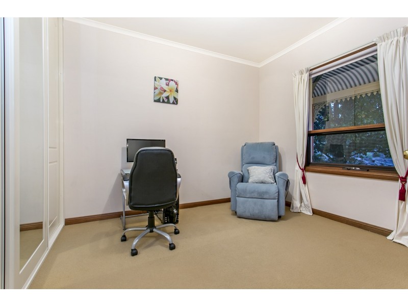 21 Merrivale Drive, Happy Valley SA 5159