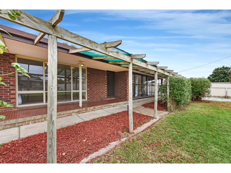 6 Stark Street, Aldinga Beach SA 5173