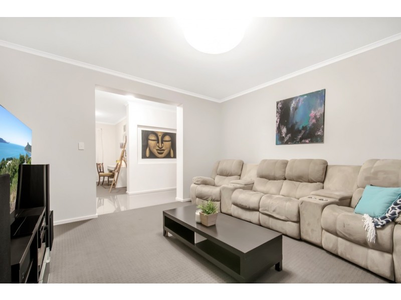 6 Bleby Court, Reid SA 5118