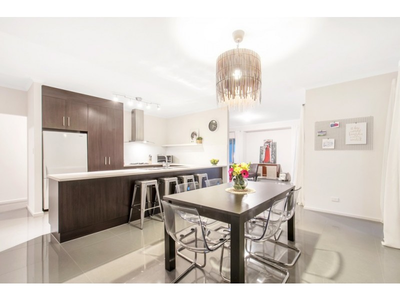 6 Bleby Court, Reid SA 5118