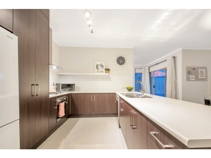 6 Bleby Court, Reid SA 5118