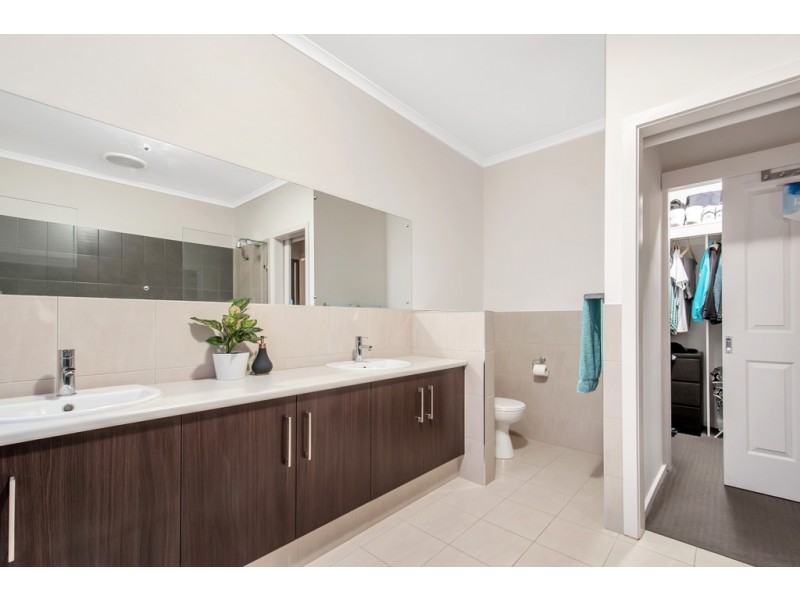 6 Bleby Court, Reid SA 5118