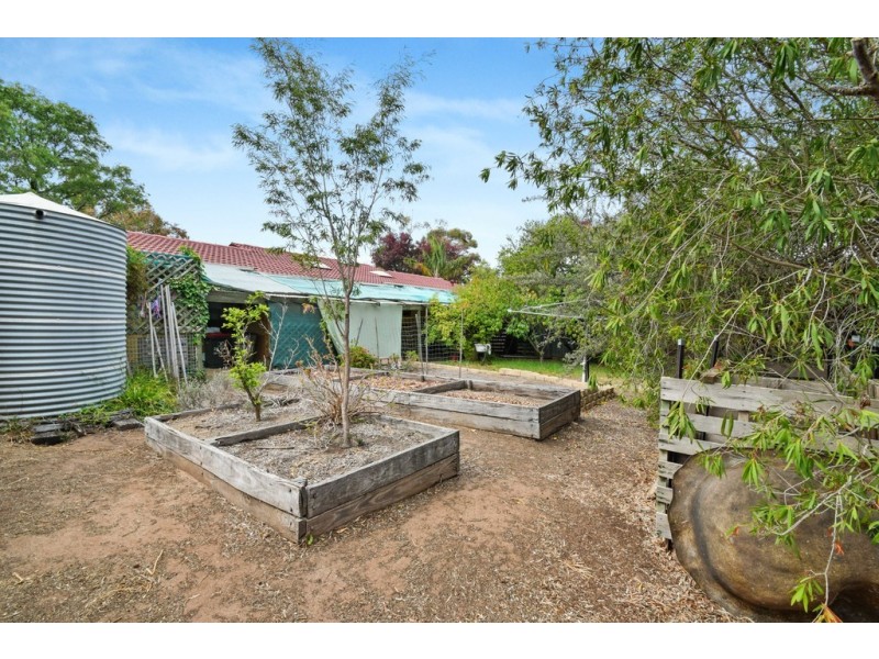 28 Itala Crescent, Hackham West SA 5163