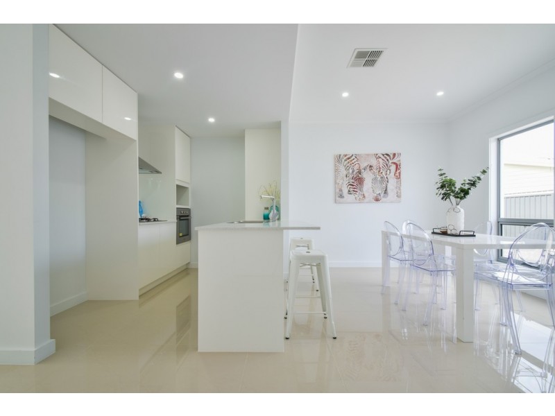 2/17 Pearce Street, Christies Beach SA 5165