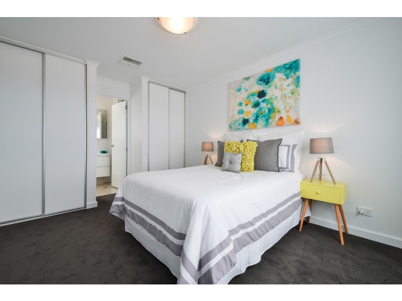 2/17 Pearce Street, Christies Beach SA 5165