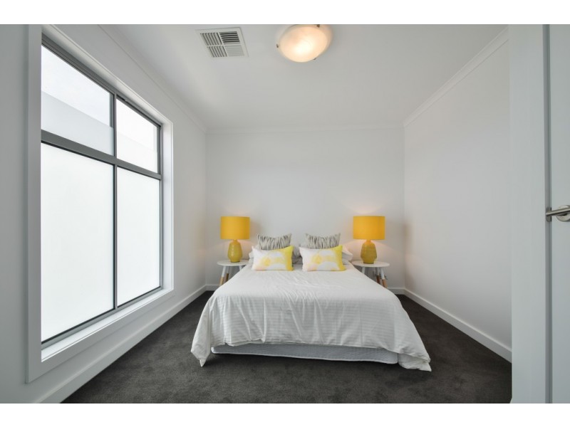 2/17 Pearce Street, Christies Beach SA 5165