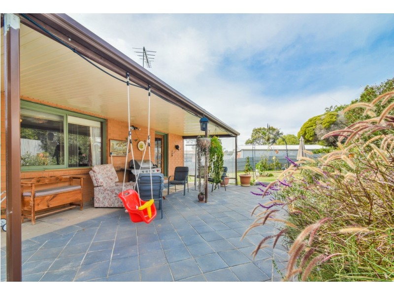 11 Damian Court, Christie Downs SA 5164