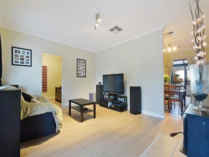 5 James Road, Happy Valley SA 5159