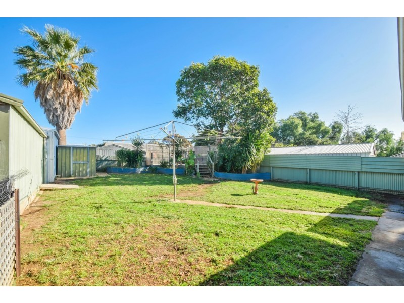 27 Peregrine Crescent, Christie Downs SA 5164