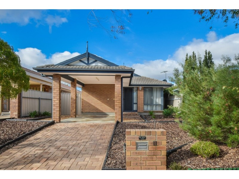 11 Sea Eagle Crescent, Seaford Rise SA 5169