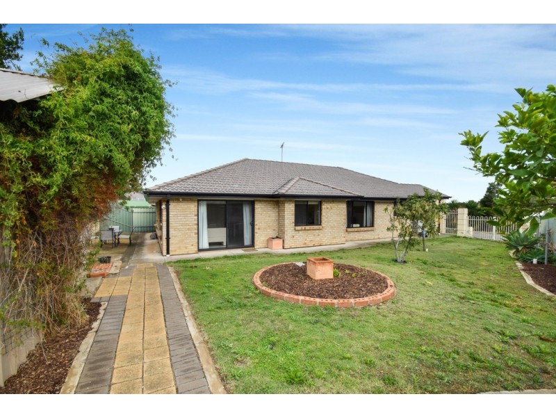 9 Allworth Drive, Happy Valley SA 5159