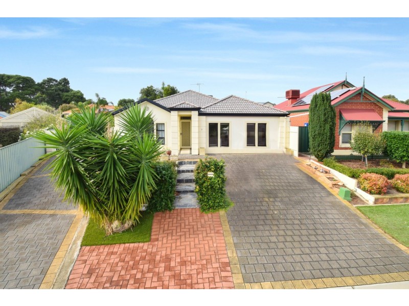 9 Allworth Drive, Happy Valley SA 5159
