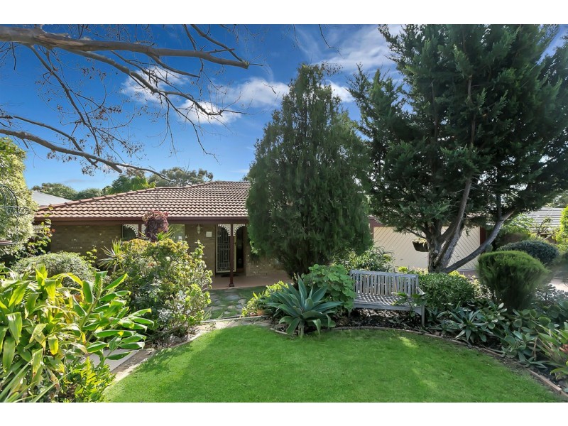 71 Fraser Avenue, Happy Valley SA 5159