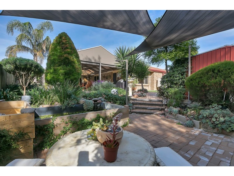 71 Fraser Avenue, Happy Valley SA 5159