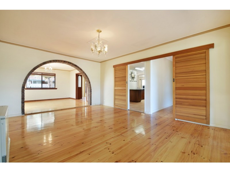 12 Alta Avenue, Happy Valley SA 5159