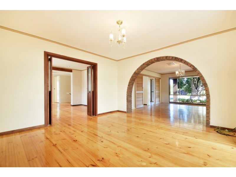 12 Alta Avenue, Happy Valley SA 5159