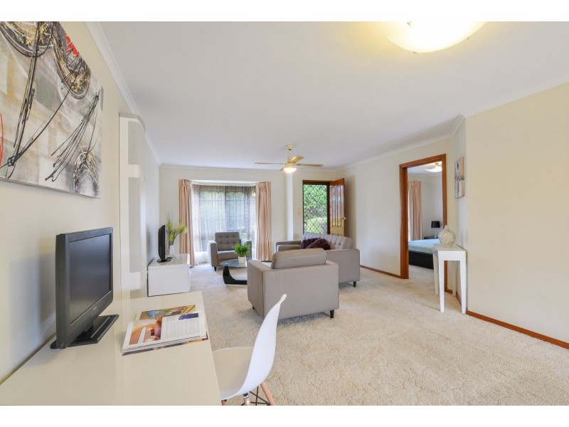 2/7 Rothschild Street, Woodcroft SA 5162