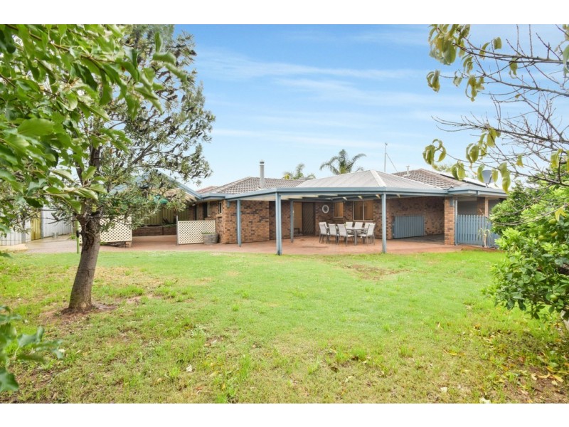 9 Oakhill Crescent, Morphett Vale SA 5162