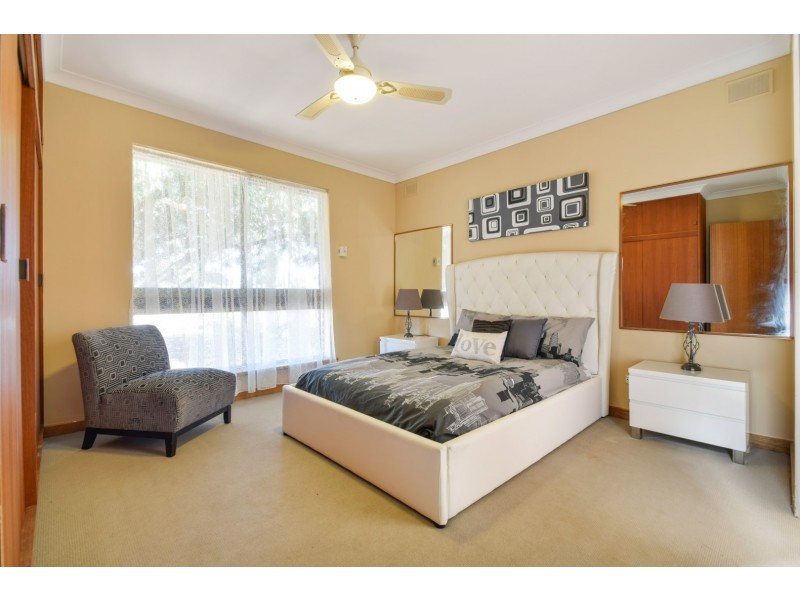 8 Tindall Crescent, Sheidow Park SA 5158