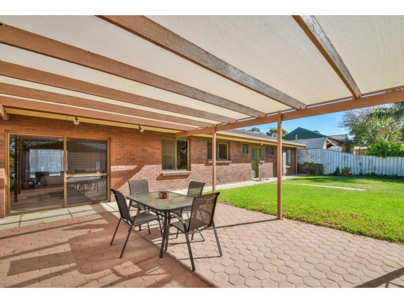 8 Tindall Crescent, Sheidow Park SA 5158