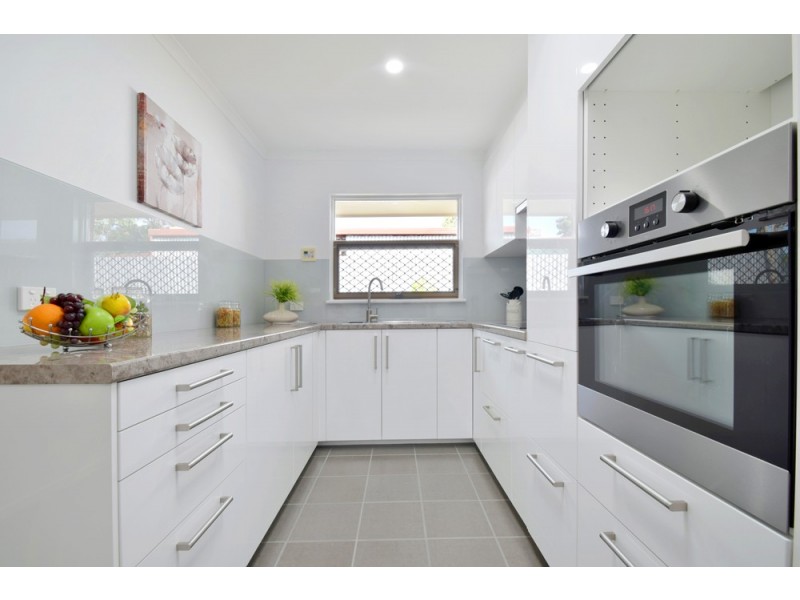 56 Regency Road, Happy Valley SA 5159