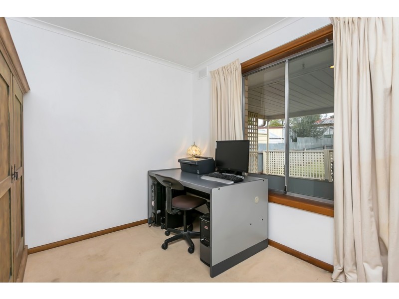 19 Judith Crescent, Morphett Vale SA 5162