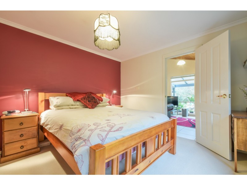 15 St James Street, Willunga SA 5172