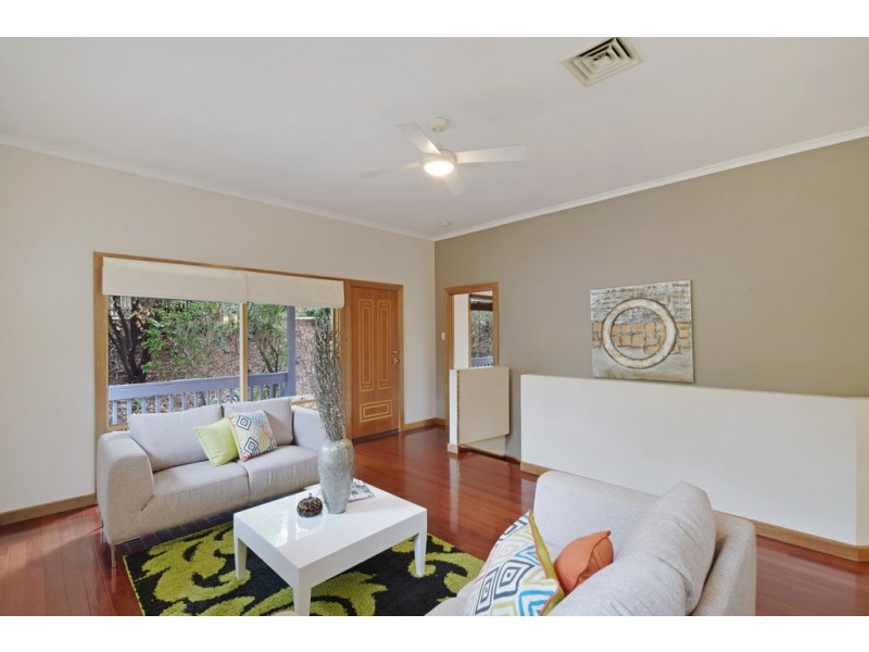 6 Nayook Grove, Happy Valley SA 5159