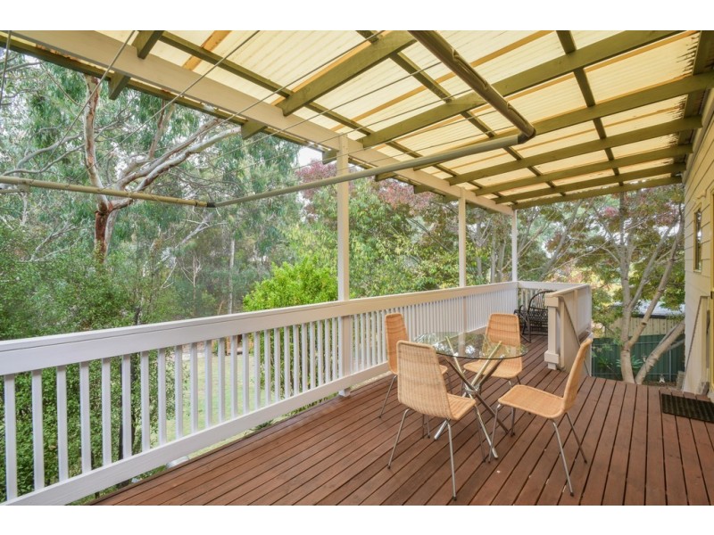 6 Nayook Grove, Happy Valley SA 5159