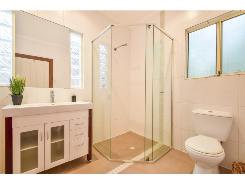 6 Nayook Grove, Happy Valley SA 5159