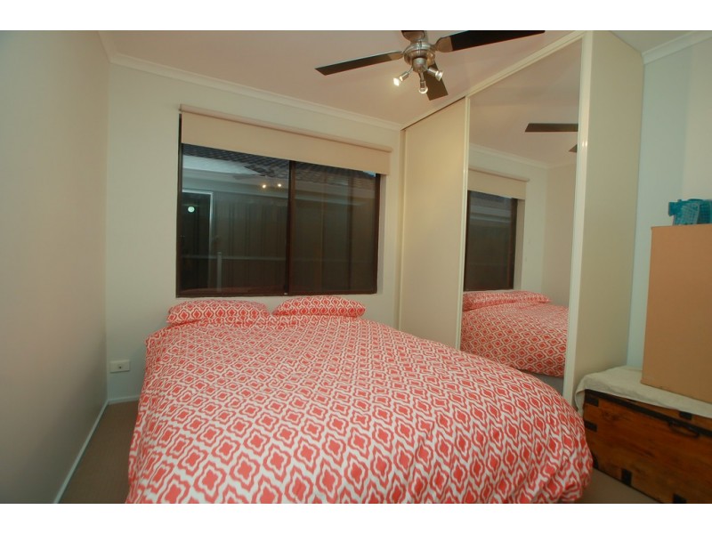 8 Claridge Court, Huntfield Heights SA 5163