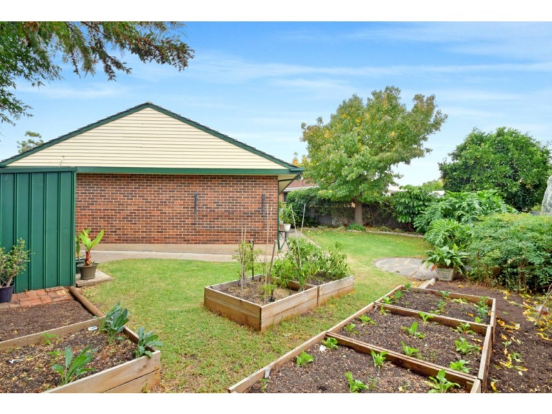 5 Barcelona Drive, Happy Valley SA 5159