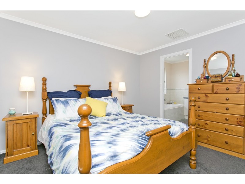 12 Spinnaker Court, Aldinga Beach SA 5173