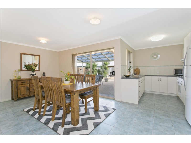 12 Spinnaker Court, Aldinga Beach SA 5173