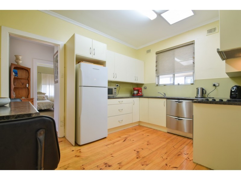 4 Bourlang Ave, Camden Park SA 5038