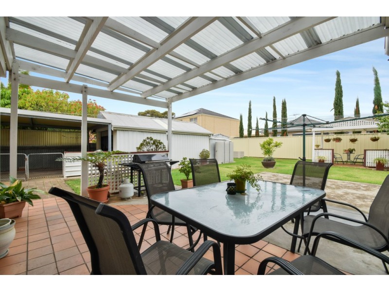 4 Bourlang Ave, Camden Park SA 5038