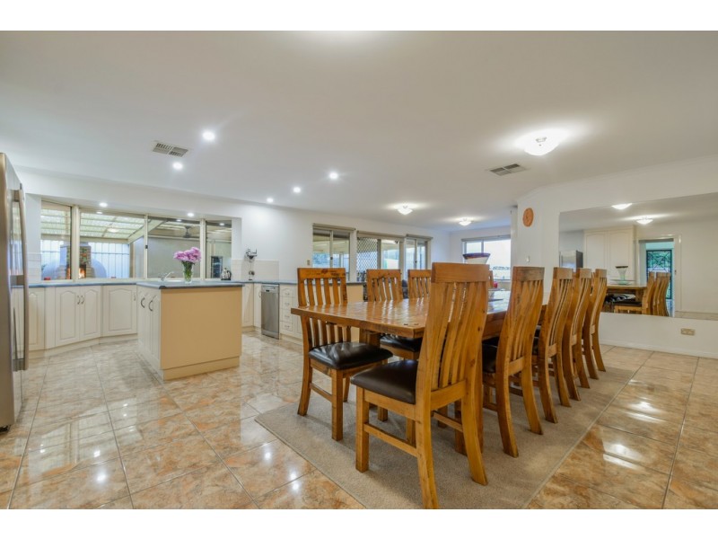 6 Searise Close, Seaford Rise SA 5169