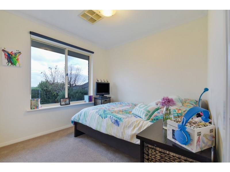 6 Searise Close, Seaford Rise SA 5169