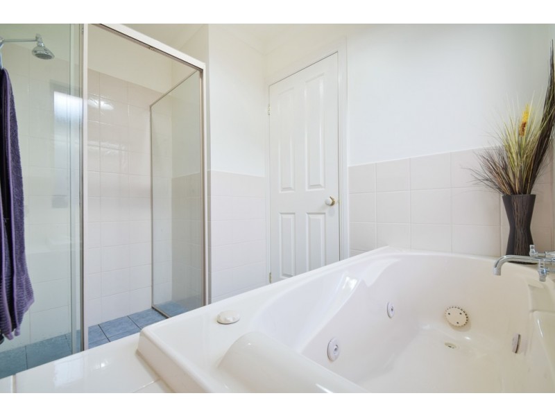 6 Searise Close, Seaford Rise SA 5169