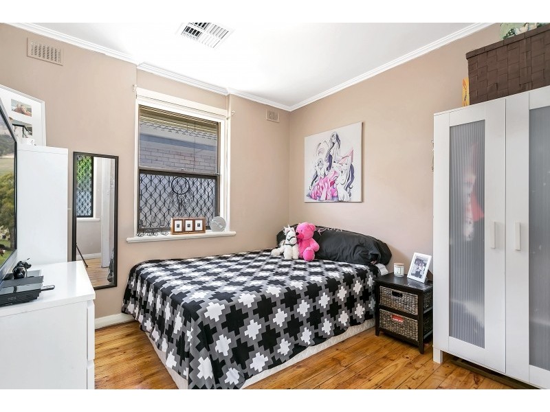 18 Fitzroy Avenue, Camden Park SA 5038