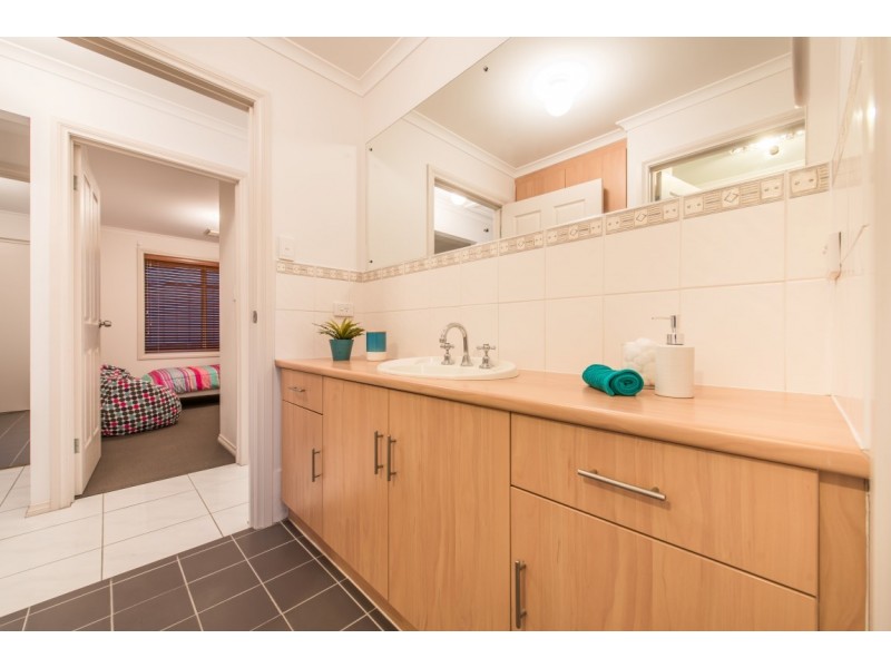 9 Stanford Glen, Seaford Rise SA 5169