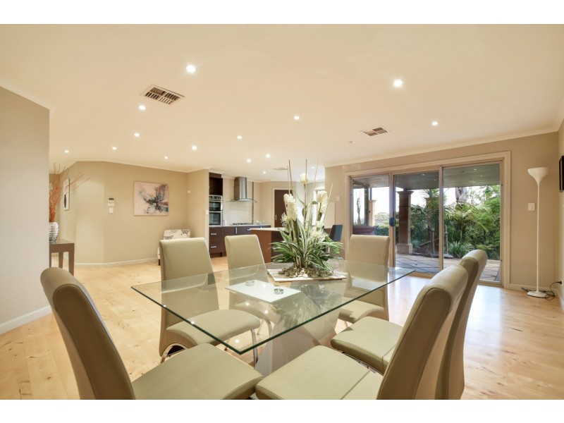 13 The Close, Chandlers Hill SA 5159