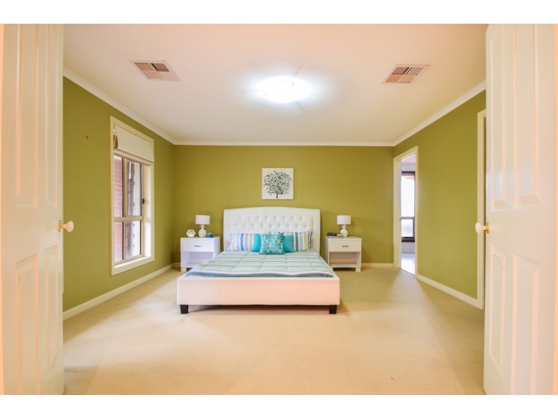 13 The Close, Chandlers Hill SA 5159