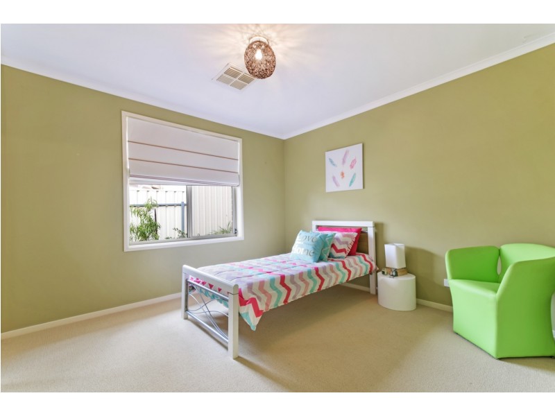 13 The Close, Chandlers Hill SA 5159