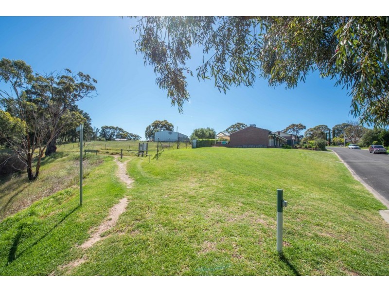 21a Gorelon Drive, Flagstaff Hill SA 5159