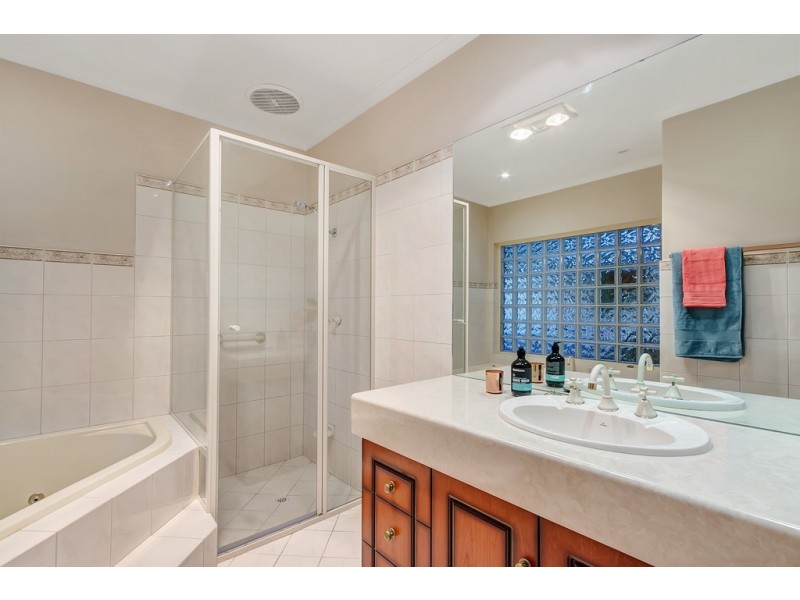 80 Quinton Court, Pasadena SA 5042