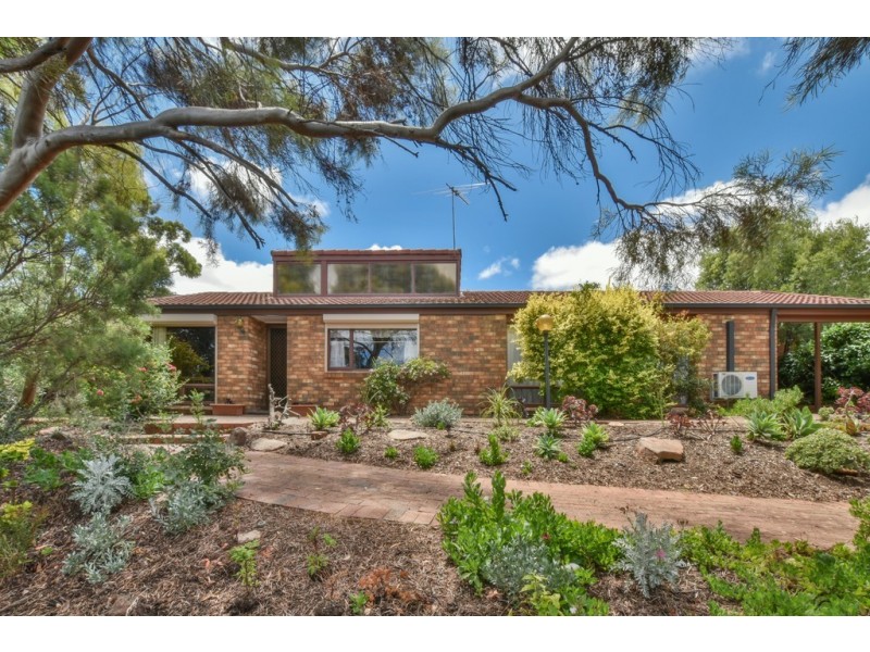 14 Barramundi Drive, Hallett Cove SA 5158