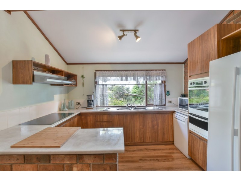 14 Barramundi Drive, Hallett Cove SA 5158