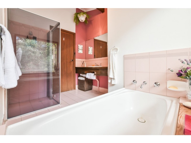 14 Barramundi Drive, Hallett Cove SA 5158