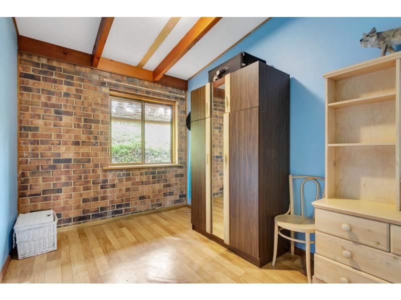 5 Redbank Close, Happy Valley SA 5159